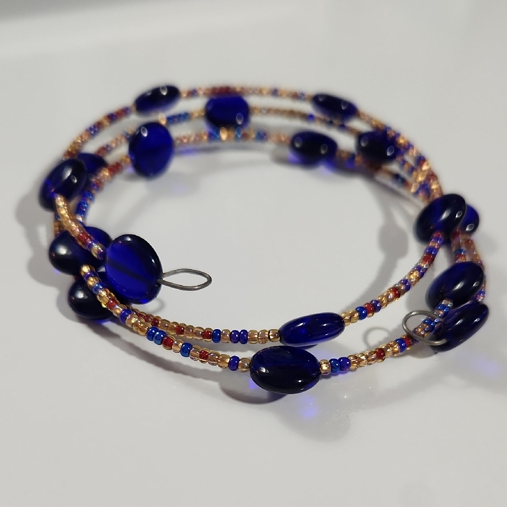 Elegant Blue and Gold Glass Seed Beaded Bracelet